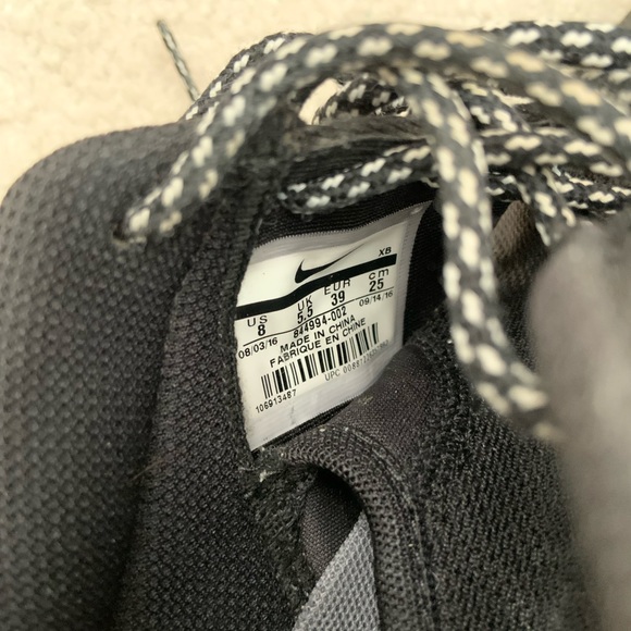 Nike sneakers - Picture 4 of 4